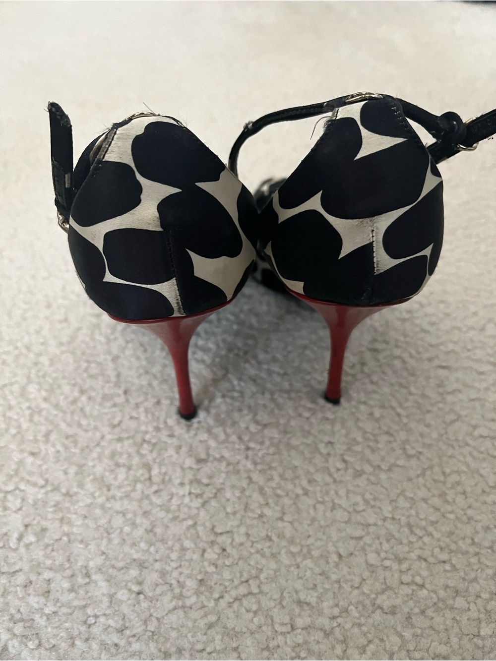 Gucci Nero Bianco Satin Red Heels - Black White Peep-Toe Ankle-Strap Pumps 8.5 - Picture 5 of 10